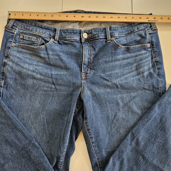 Torrid Jean Women 24S Short Blue Perfect Boyfriend Ankle Vintage Stretch Western - Picture 4 of 16